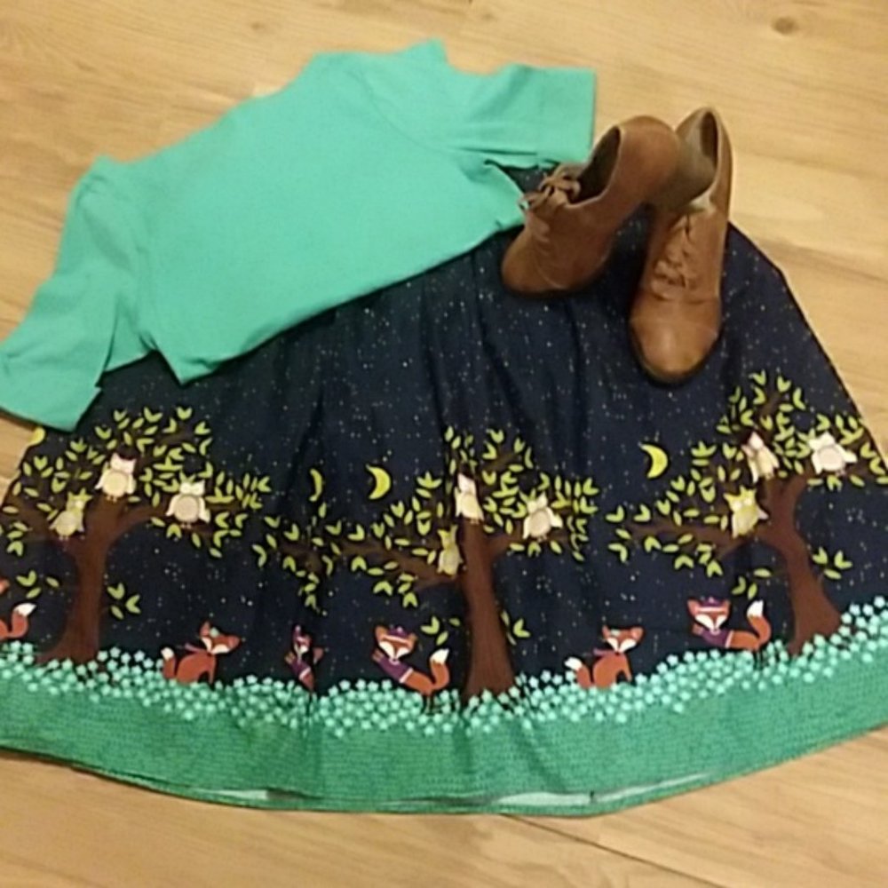Retrolicious Modcloth Night Forest Skirt 2x